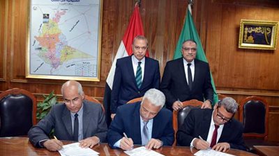 بـ٩٠ مليون جنية.. المهندس هشام البكل رئيس «القاهرة للتكرير» يوقع عقد تطوير منطقة شركات البترول بمسطرد بحضور محافظ القليوبية