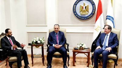 وزير البترول يستقبل سفير الكويت بالقاهرة ومدير الشركة 