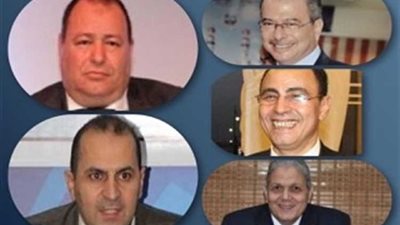 منذ الصباح الباكر ..قيادات الكهرباء يتواجدون بالتجمع الخامس لمتابعة إصلاح الأعطال والانقطاعات..ودسوقى:إعادة التيار ل٩٠٪ من المناطق