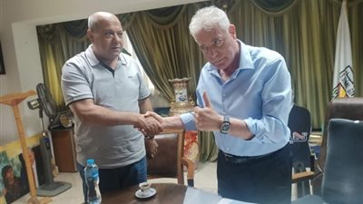 رئيس «القناة للكهرباء» يتفقد آخر الاستعدادات لاستقبال فعاليات مؤتمر المناخ بشرم الشيخ