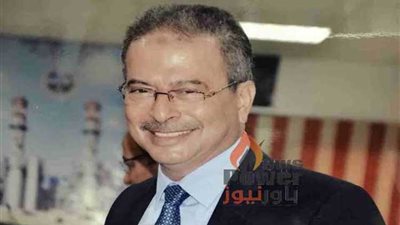 دسوقى والدستاوى يزوران مركز الdata center بالعبور