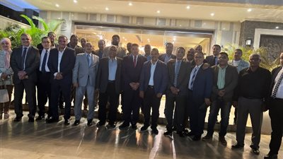 تحت شعار التجاريين يد واحدة..إحتفالية بمناسبة بلوغ مسعد بشير سن المعاش