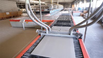 مصانع السيراميك تتقدم بمذكرة رسمية لتأجيل سداد الغاز والكهرباء والضرائب 3 أشهر