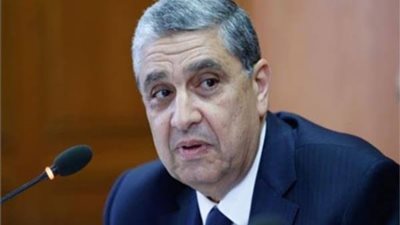 إطلاق التيار الكهربائى على خط برج العرب الترفيهية جهد 220ك.ف.