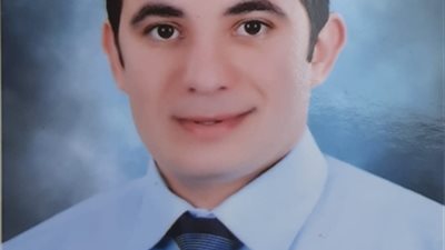 اليماني يحصل على الدكتوراة في طب الأنف والحنجرة