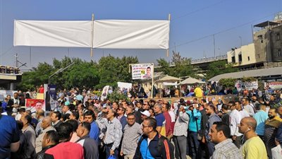 توافد المئات من الناخبين للإدلاء بأصواتهم في انتخابات جمعية الرعاية الإجتماعية