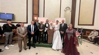 بحضور قيادات الكهرباء..علاء عبد الدايم يحتفل بعقد قران وزفاف نجله بمسجد المشير