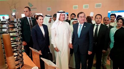 وزير البترول يتفقد جناح مبادرة السعودية الخضراء Cop27 بشرم الشيخ