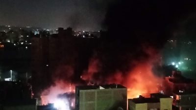 بالصور.. اندلاع حريق هائل بإحدى محلات الزيوت بمنطقة البحر الأعظم بالجيزة