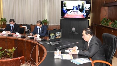 الملا يبحث مع رؤساء 7 شركات إنتاج تحقيق الخطط المستهدفة والاستمرار فى تنفيذ المشروعات البترولية