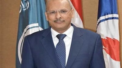 بدموع وضحكات.. الأسرة البترولية تحتفل بخروج «العمدة» وصنايعي الإنتاج صبري الشرقاوي