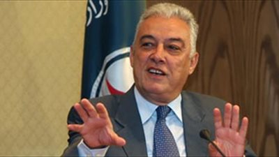 إصابة وزير البترول الأسبق سامح فهمى بفيروس كورونا