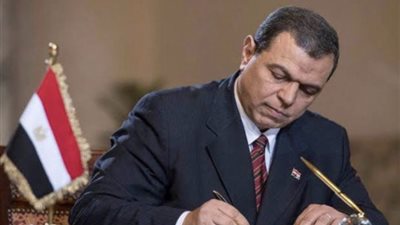 تنفيذا لتوجيهات الرئيس السيسي.. صرف مرتبات العمالة المنتظمة المتضررة من فيروس كورونا