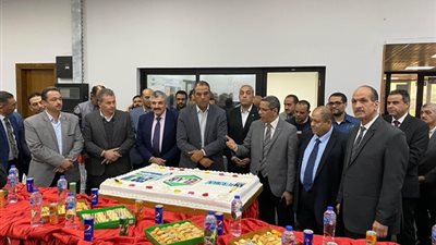 قيادات إيلاب وإيبروم يحتفلون بتحقيق الخطة الإنتاجية