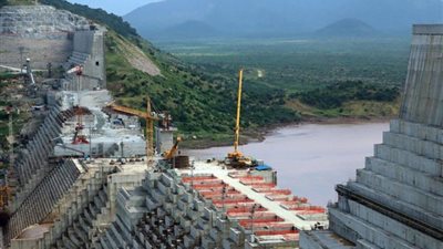 مصر تطلب ايضاحًا عاجلاً من إثيوبيا بشأن بدء ملء خزان سد النهضة