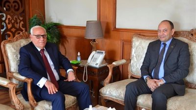 محافظ بورسعيد يستقبل رئيس مجلس إدارة شركة غاز مصر