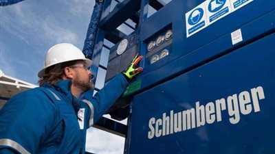 شركة Schlumberger  تخفض نحو 21 ألف وظيفة