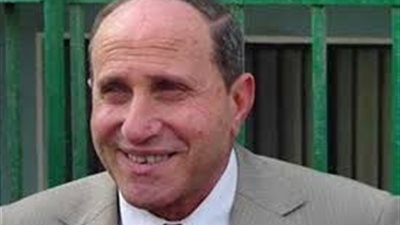 لتلاعبه فى قيم 