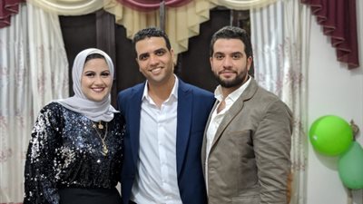 مهندس  نظم المعلومات بقناة المحور يحتفل بخطوبته