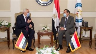 الملا يناقش مع سفير العراق الفرص الاستثمارية المتاحة في مجال النفط والغاز