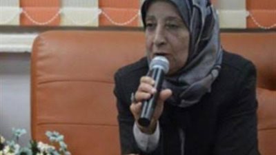 نادية قطرى تزور مصر الوسطى للكهرباء..وتشدد على خفض معدلات الفقد