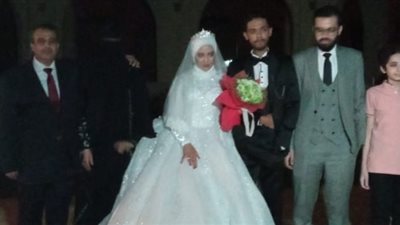 رئيس قطاع المشروعات بمصر العليا للكهرباء يحتفل بزفاف نجله بقنا