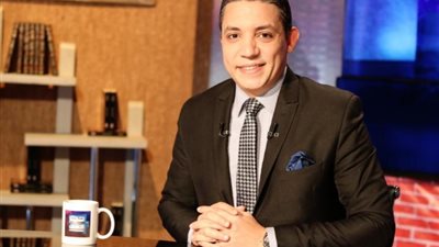 الليلة.. الأعلامي أحمد أبو طالب يستضيف أبطال حرب أكتوبر علي قناة أزهري