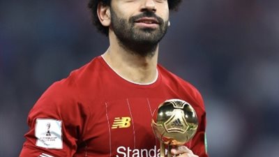 صلاح ينقذ مسنًا إنجليزيًا تعرض للتنمر