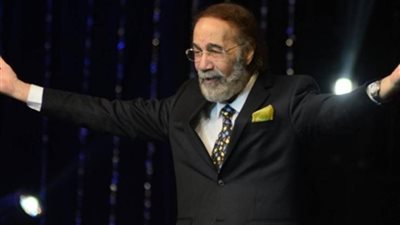 وفاة الفنان محمود ياسين عن عمر ناهز 79 عامًا