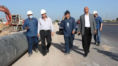 رئيس «بترومنت» يتفقد موقع «ميدواتر»
