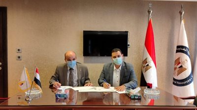 مذكرة تفاهم بين «بترومنت» وشركة «I.C.E.S» لدعم مجالات التدريب