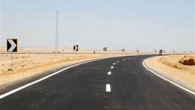 المرور يغلق طريق المنيا- رأس غارب بسبب الأمطار الغزيرة