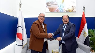 توقيع اتفاقية خدمات متبادلة بين شركة بترومنت وبتروسيف