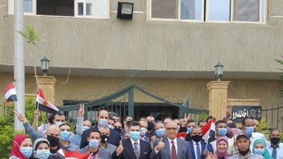 العاملون بـ«الواحة للبترول» يشاركون بقوة في انتخابات مجلس النواب