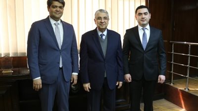 وزير الكهرباء يستقبل النائب الاول لوزير الطاقة الاوزباكستانى