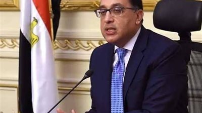 بحضور 