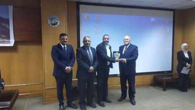 الجمعية الجيولوجية المصرية تكرّم الكاتب الصحفي عثمان علام خلال مؤتمرها العلمي الـ59