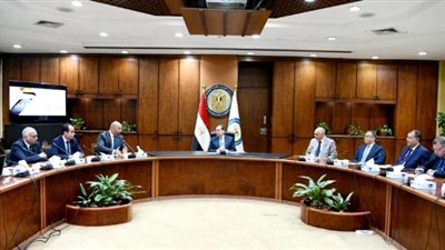 الملا : الشركات البترولية فى مقدمة القطاعات الجاذبة بالبورصة المصرية