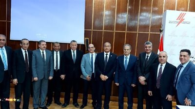 تحسين نسبة الفقد ل 15.12٪..رئيس«جنوب الدلتا» للكهرباء يستعرض موازنة الشركة للعام المالى