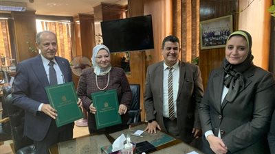 «نقل الكهرباء» توقع عقد بـ121 مليون جنيه لتوسيع محطة محولات العلمين