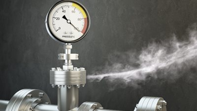مصرع طفل وإصابة شقيقته بحالة اختناق أثناء الاستحمام بالحمام فى المراغة سوهاج