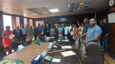 «الكهرباء»تحتفل بإنتهاء البرنامج التدريبى ل20 متدرب من هيئة كهرباء الريف بدولة تنزانيا