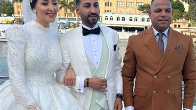 على أنغام «الدى جى» بنيل القاهرة..زفاف«الشقيق الأصغر » لرئيس تحرير عالم الطاقة