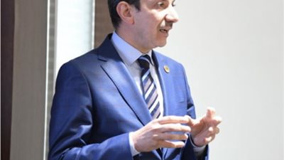 من جامعة المنيا لرئاسة شئون مكتب الوزير.. محطات في حياة المهندس حسانين محمد