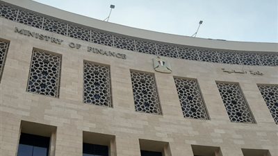 «المالية»: تخصيص 4.2 مليار جنيه بموازنة 23/24 لتعيين 70 ألف موظف