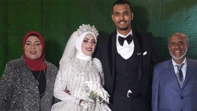 رئيس مشروعات «مصر العليا للكهرباء» تحتفل بزفاف «نجلتها» بحضور قيادات الشركة