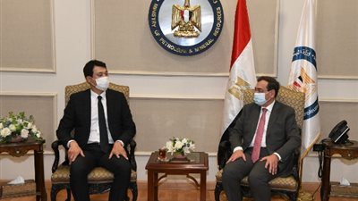 وزير البترول يلتقي سفير كوريا لتعزيز سبل التعاون في مجال البترول والغاز