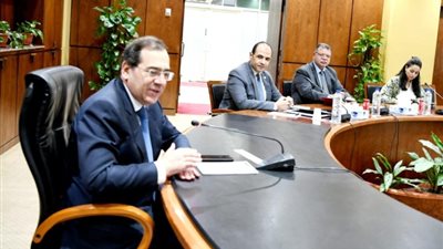وزير البترول يستقبل وفداً من البنك الأفريقى للاستيراد والتصدير 