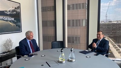 الملا يلتقي الرئيس التنفيذى للعمليات لشركة Storegga لحلول الطاقة الخضراء وتخزين الكربون