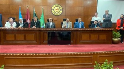 «الدستاوى»و«البيلى»يفتتحان مركز خدمة العملاء بحى أول طنطا